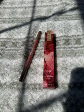 Chella Dual Liquid Eyeliner  - Black and blue